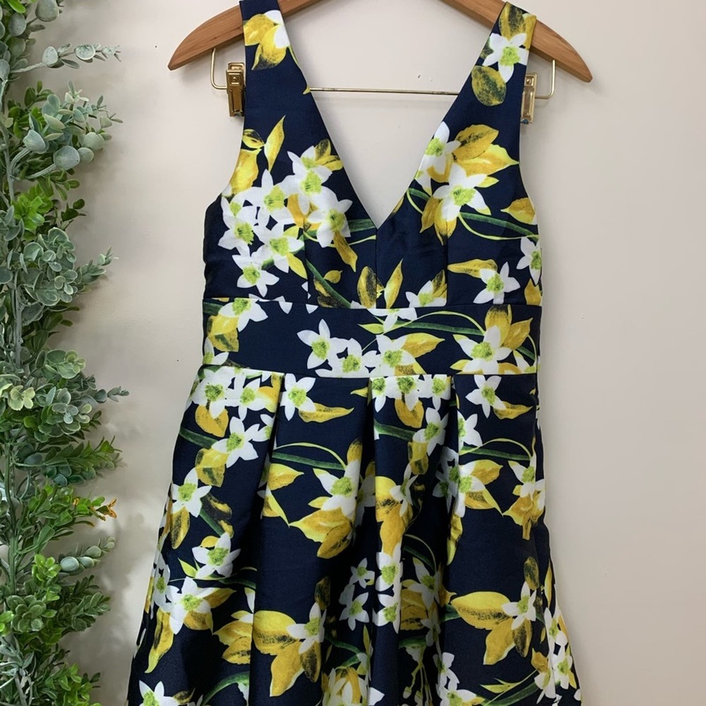 Luxxel Navy Yellow White Floral Fit & Flare Bow Back Dress Medium - Picture 6 of 12